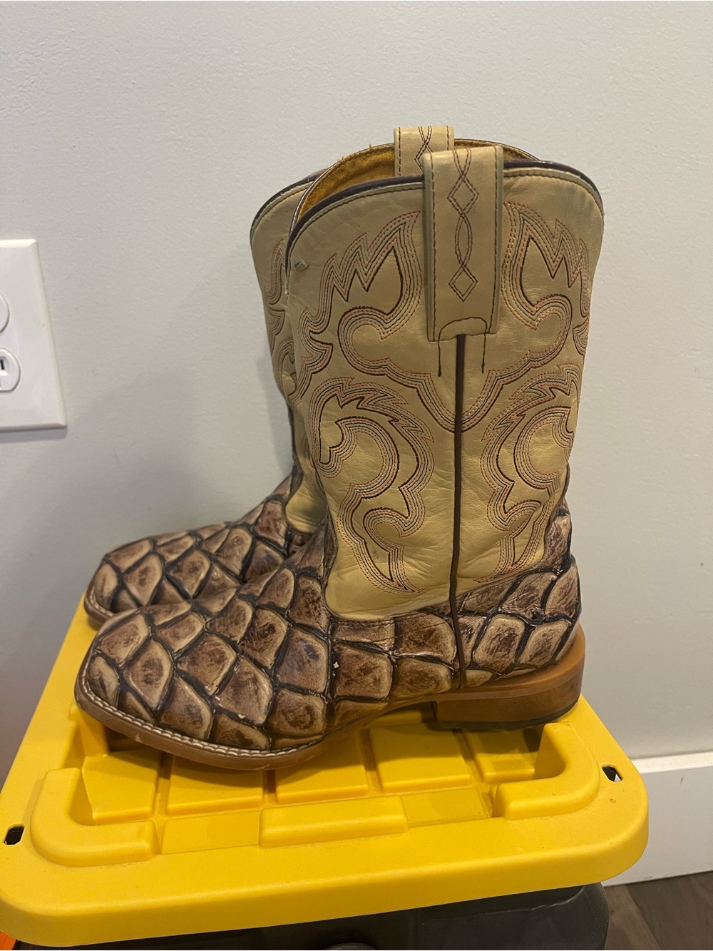 Boys Cavendars western boots